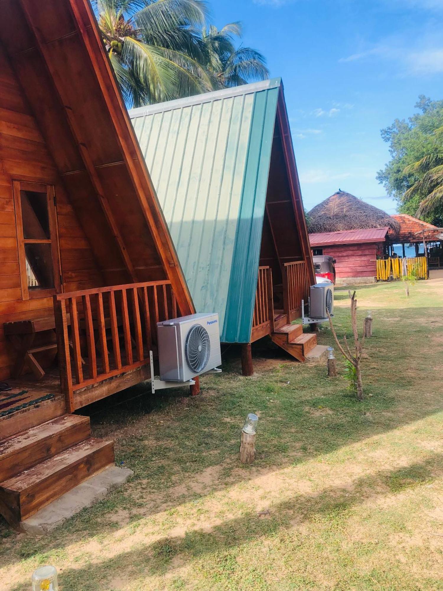 Nilaveli Sheen Coast Trincomalee Exterior foto